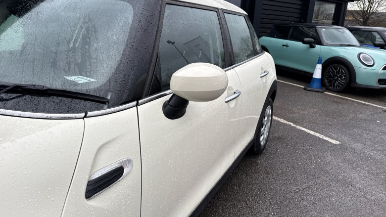 MINI Hatchback 1.5 One Classic II 5dr Petrol Hatchback